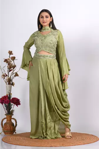 Green crop top with dupatta with hand embroidery