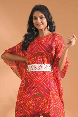Red kaftan set  with printed 2