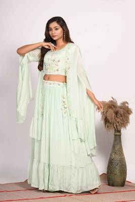 Green crop top with long jacket with hand embroidery 4