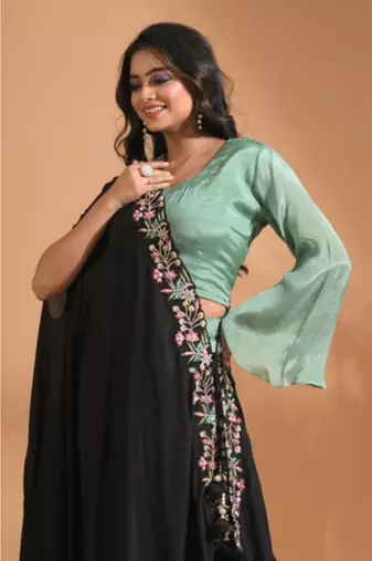 Green crop top set with duppata with hand embroidery