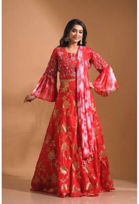 Red  crop top jacard shirt with duppata with hand embroidery 3
