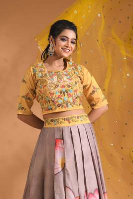 Beige crop top with printted shirt with net duppata with hand embroidery 1