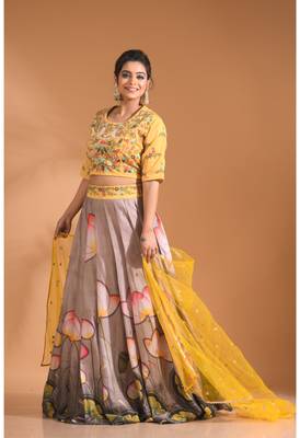 Beige crop top with printted shirt with net duppata with hand embroidery 3