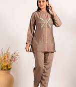 Cream  corset with hand embroidery