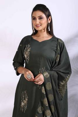 Green Handwork kurta and Palazzo with dupatta set stitched 3
