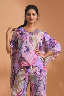 Light multicolour  printed coset 1