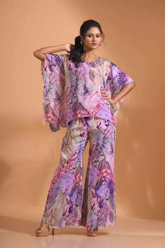 Light multicolour  printed coset