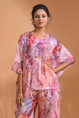 Light multicolour  printed coset 2