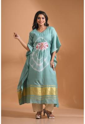 Green  kaftan set with emroidiery with printed 2