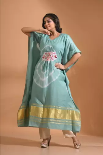 Green  kaftan set with emroidiery with printed
