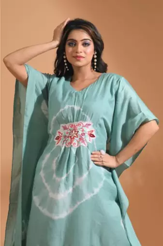 Green  kaftan set with emroidiery with printed
