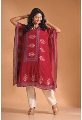Maroon  kaftan set with printed 4