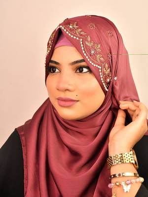 Magenta luxury bridal wedding wear hijab scarf   with handwork 2