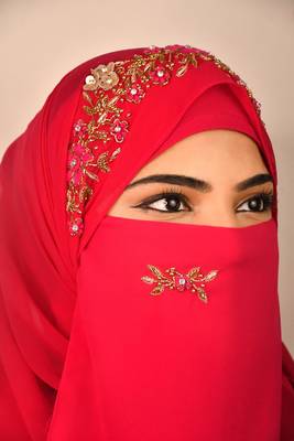 Rani Pink Embroidered Hijab Scarf – Floral Beaded Design, 60×39 cm 1