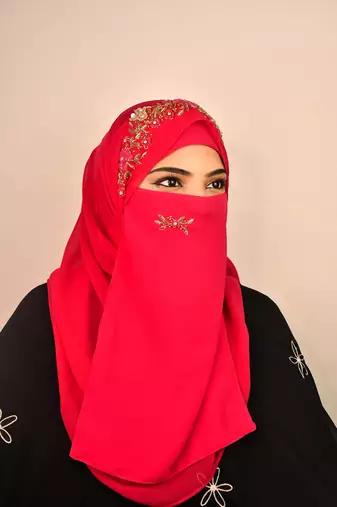 Wrap My Hijab Rani Pink Embroidered Hijab Scarf – Floral Beaded Design, 60×39 cm