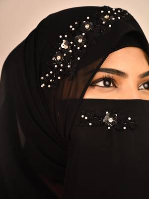 luxury black handcrafted wedding hijab 3