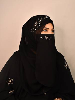 luxury black handcrafted wedding hijab 5