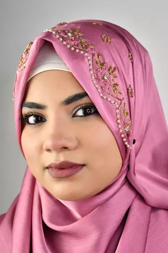 Pinkluxury bridal wedding wear hijab scarf   with handwork