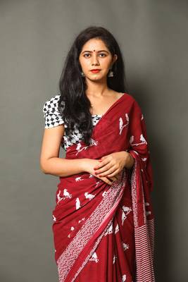 Mehroon cotton mulmul printed saree with blouse piece 4
