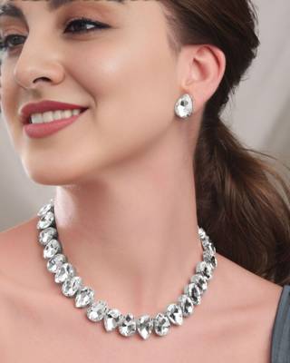 rhodium plated white color crystal ad gemstone-studded jewelry set 1