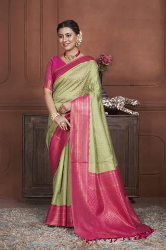 Parrot Kanchipuram Silk Zari Weaving With Gold Zari Border And Pallu Saree With Blouse For Women