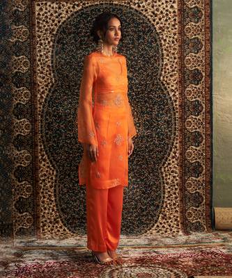 Saffron organza co-ord set 4