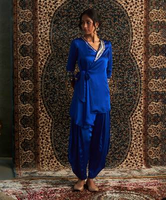 Blue model satin coord set 2