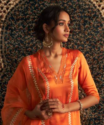 Saffron model satin  kurta set 4