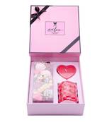 fragrance gift set - a beautiful box with candles and potpourri .fragrance- romance