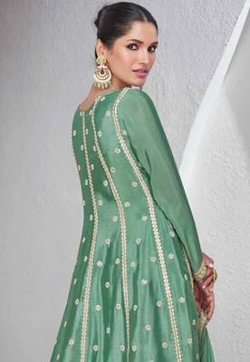 Green embroidered chiffon semi stitched salwar suit 3