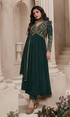 Green embroidered chiffon semi stitched salwar suit 3