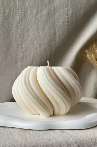 Atorakushon soy wax spiral pillar candle pack of 1 decorative scented aromatic fragrance candles ( ivory )