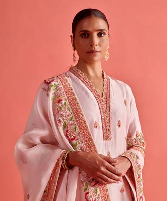 Powder pink pure silk kurti and organza dupatta 4