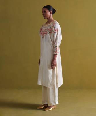 Ivory kora silk kurti with bamberg satin pallazo 2