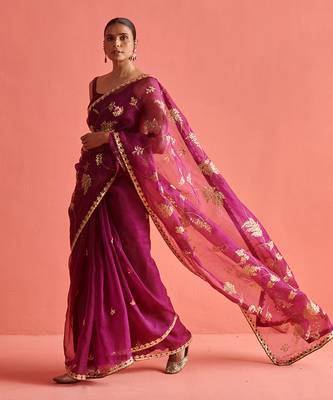 Magenta hand embrodiered saree with mashru silk blouse 3