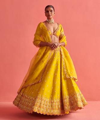 Yellow Lehenga with Bloluse with Organza Dupatta 1