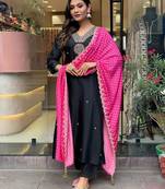Black embroidered art silk kurta pant with dupatta