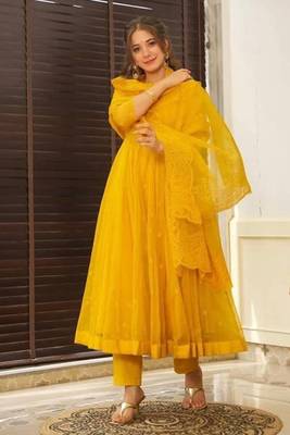 Yellow Faux Georgette Anarkali Set With Thread Embroidery 1
