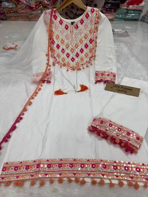 White embroidered rayon kurta pant with dupatta 3