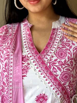 Classiques Pink and White Cotton Kurti Pant Set 2