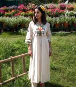 White embroidered cotton  kurta with pant