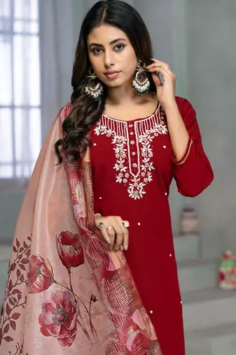 Women's red handwork kurti set with dupatta