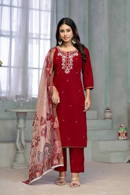 Women's red handwork kurti set with dupatta 1