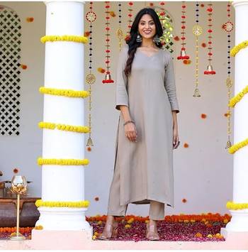 Grey plain blended cotton kurta pant with dupatta 3