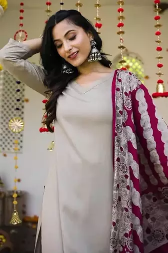 Grey plain blended cotton kurta pant with dupatta