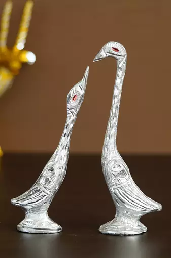 One 7 inch silver kissing swan couple handcrafted decorative figurine