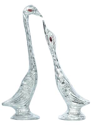 One 7 inch silver kissing swan couple handcrafted decorative figurine 2