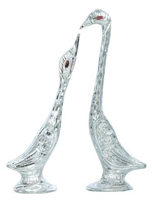 One 7 inch silver kissing swan couple handcrafted decorative figurine 3
