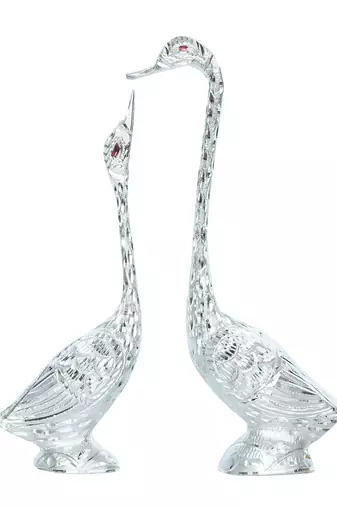 One 10.5 inch silver kissing swan couple handcrafted decorative figurine