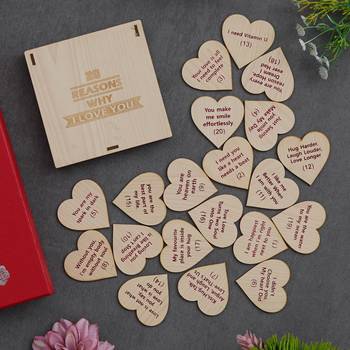 One "20 reasons why i love you" printed on little hearts valentine brown wooden gift set 1